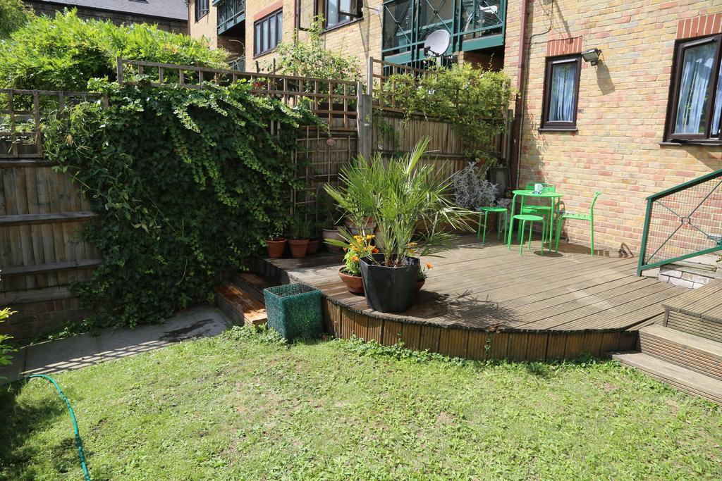Shoreditch 1 With Garden Λονδίνο Δωμάτιο φωτογραφία